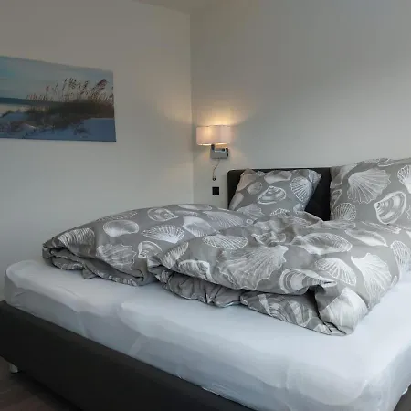 Апартаменты Ferienwohnung Hummer Шарбойц